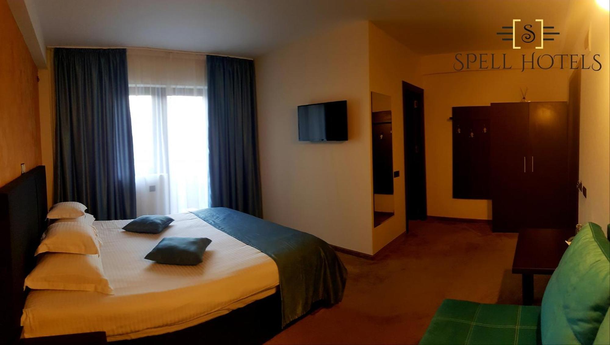 Spell Hotels Capatineni-Paminteni Εξωτερικό φωτογραφία